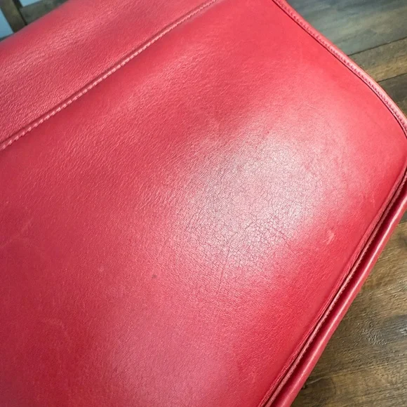 Coach Vintage 90’s Patricia’s Legacy Red Leather Shoulder Crossbody Bag #9951 - Picture 12 of 16